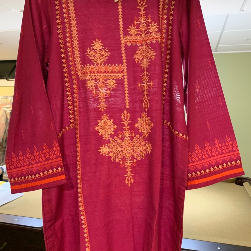 Warda kurta - Picture 6 of 8
